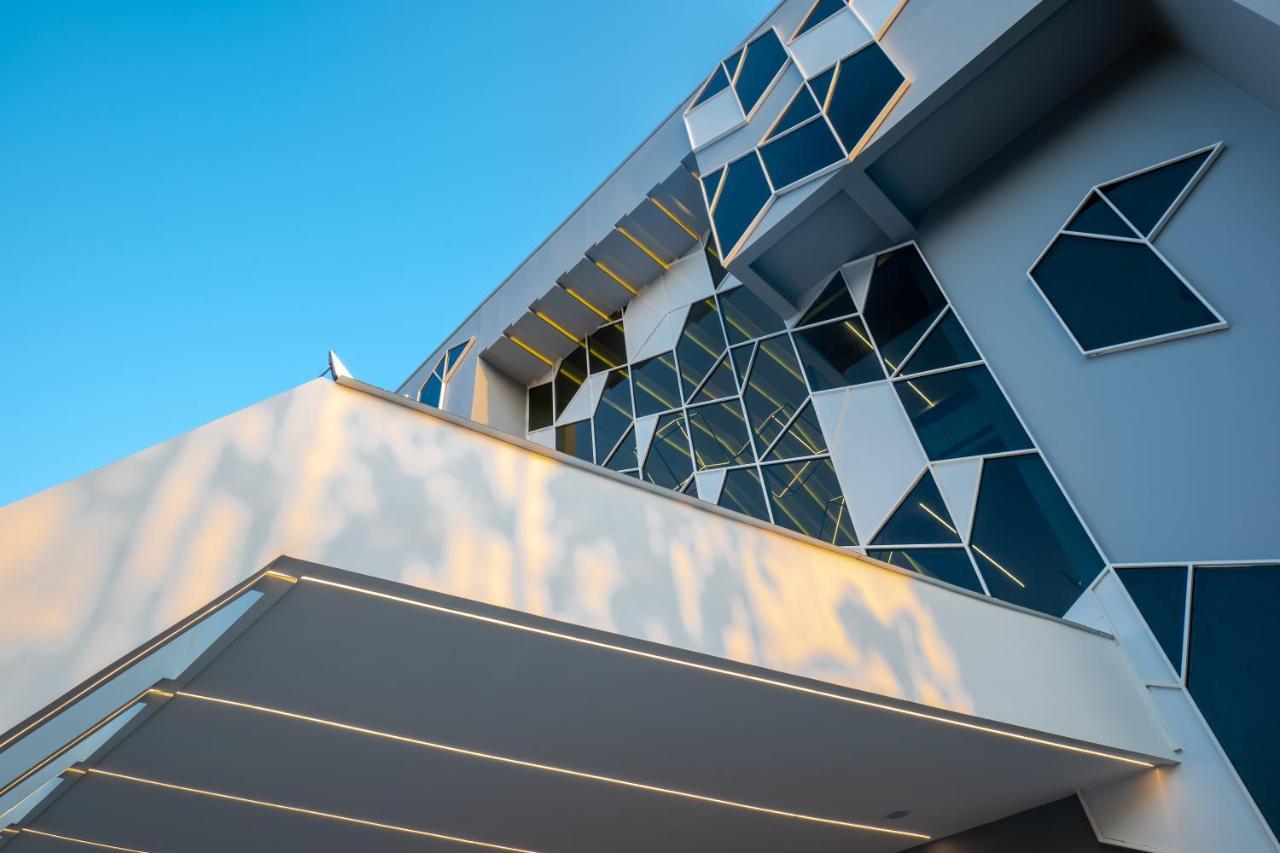 Clubway Grand A Boutique Hotel Jorhāt Exterior foto